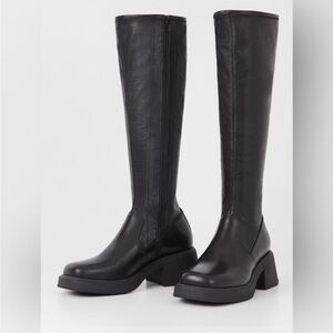 Vagabond Dorah Tall Boots Size 10/40 NEW